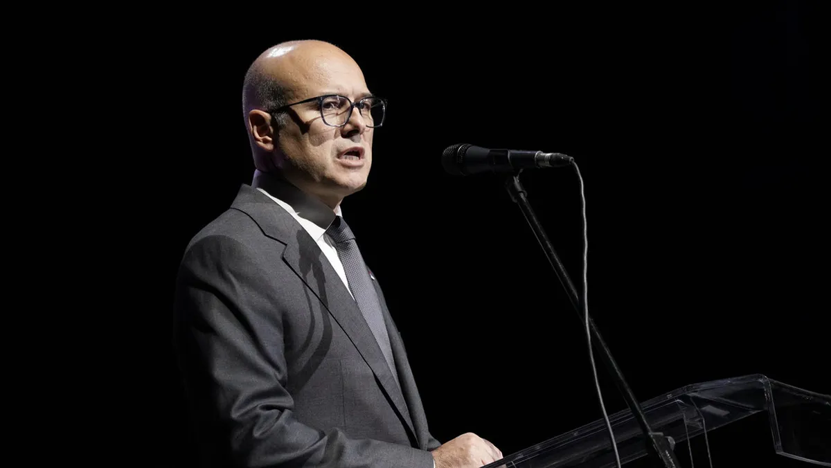 Vučević: Ispred SNP-a okupila se šačica ekstremista koji smeta Matica srpska