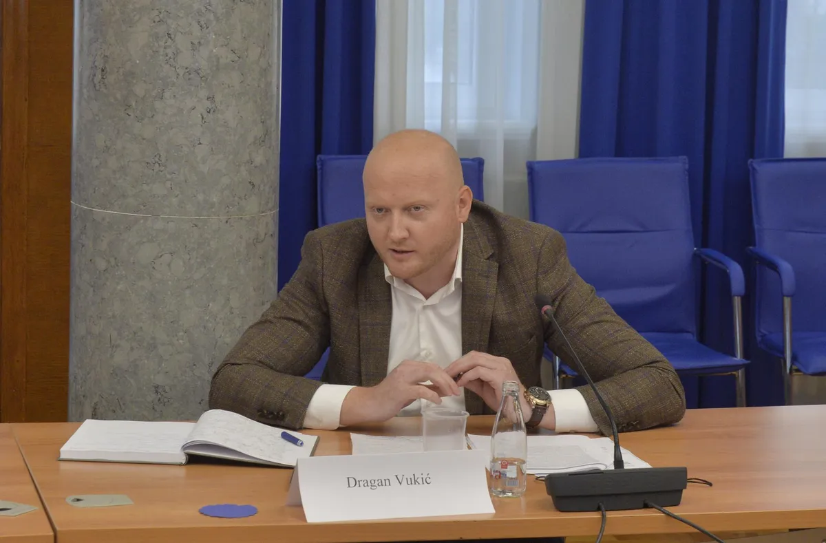 Vukić: Potrebno trajno rješenje za neradnu nedjelju