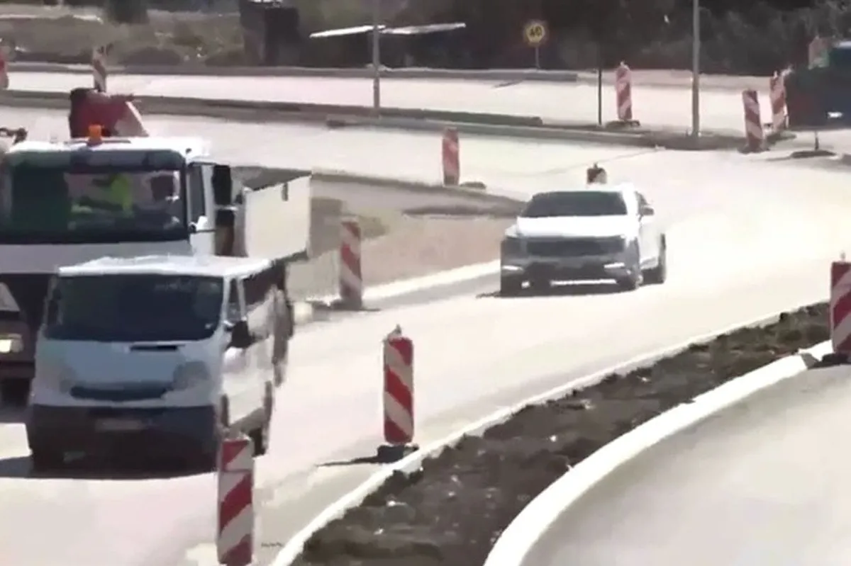 Završni radovi na bulevaru Tivat - Jaz u punom jeku, ali kašnjenja zbog imovinskih odnosa