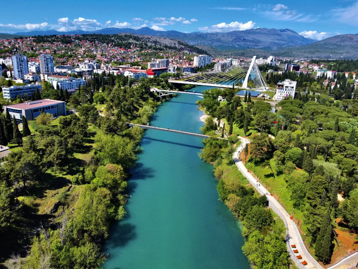 Živi u nehumanim uslovima: Zaštitnik traži hitnu reakciju države