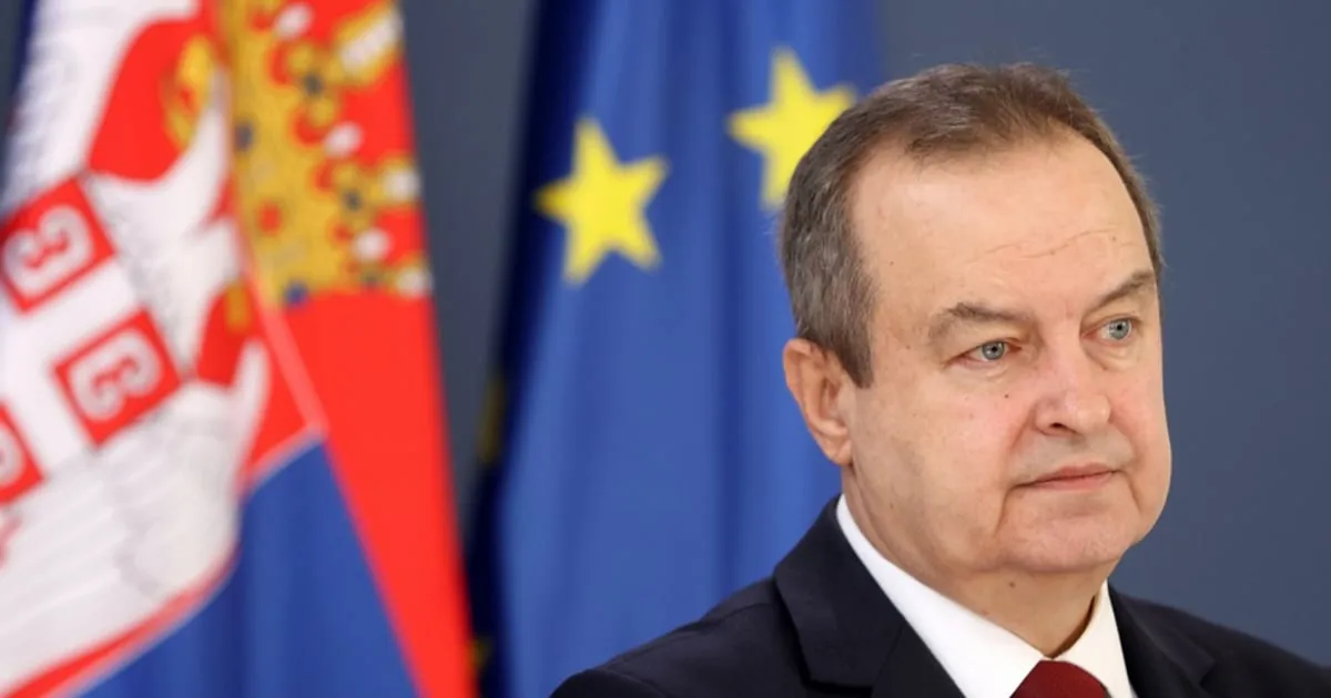 Ivica Dačić skinut sa respiratora i diše samostalno