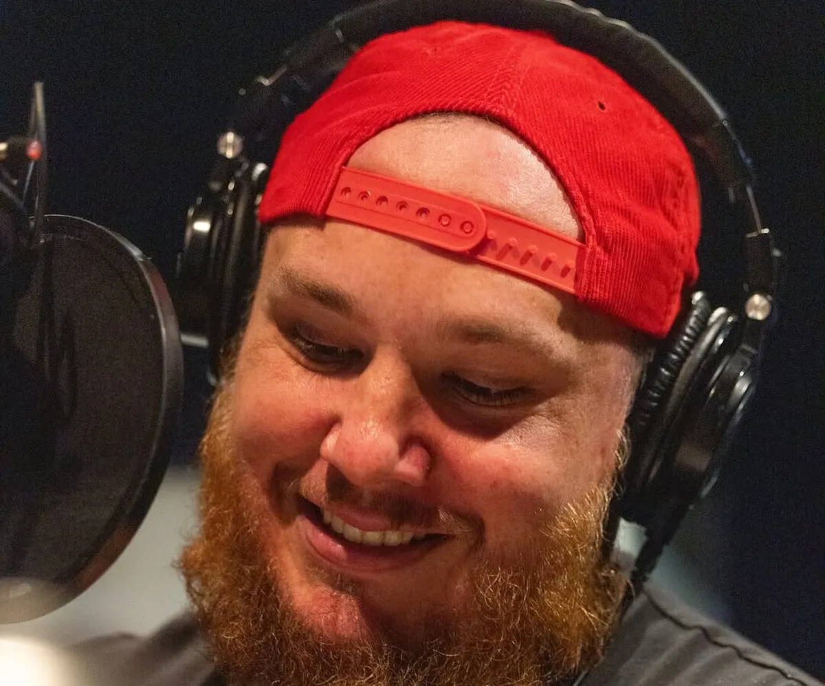 Luk Kombs otvoreno o borbi s OCD-om: Stalno sam u stanju stresa