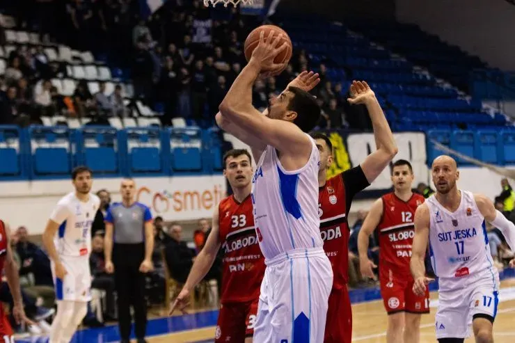 Sutjeska u Tuzli ima prvu meč-loptu za polufinale