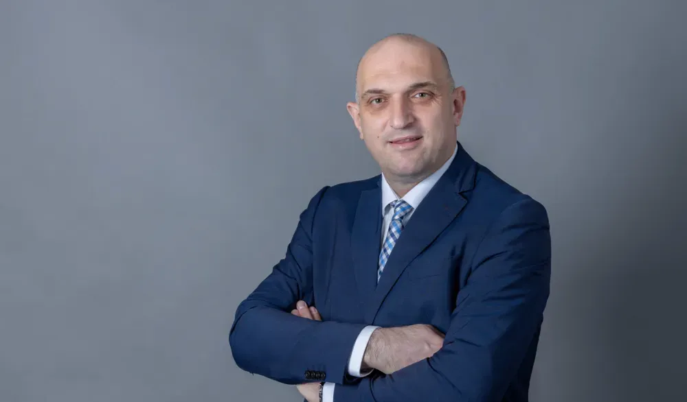 Uhapšen Nikšićanin zbog prijetnji poslaniku Nerminu Abdiću