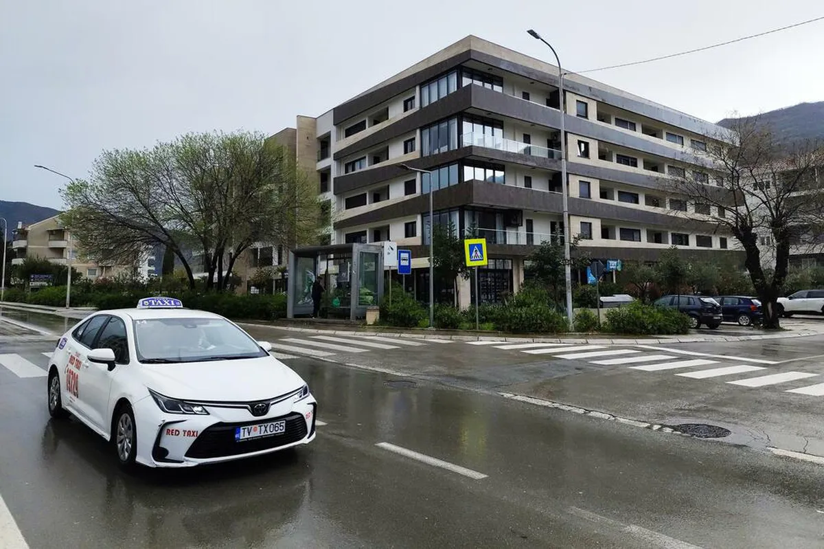 Zgrada u Tivtu zvanično ne postoji, a stanovi prodati