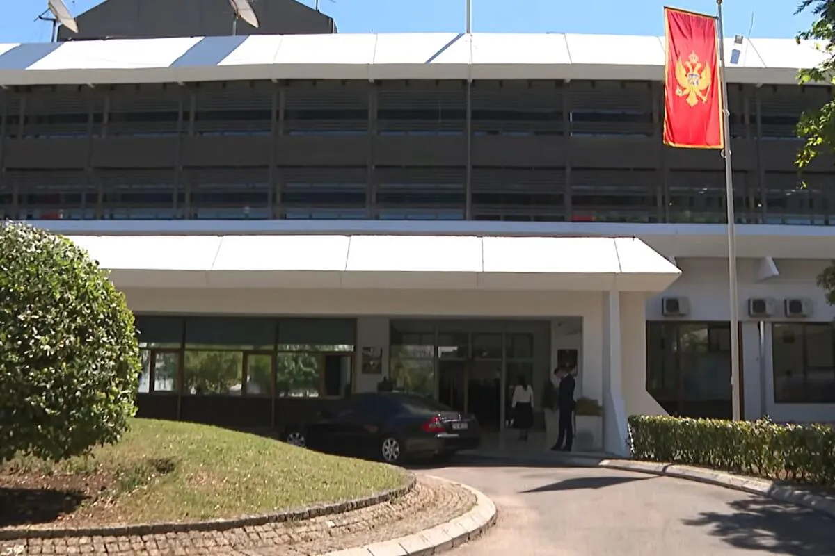 Preseljenje SDT-a u nove prostorije u toku, završetak još nepoznat Preseljenje SDT-a u nove prostorije u toku, završetak još nepoznat
