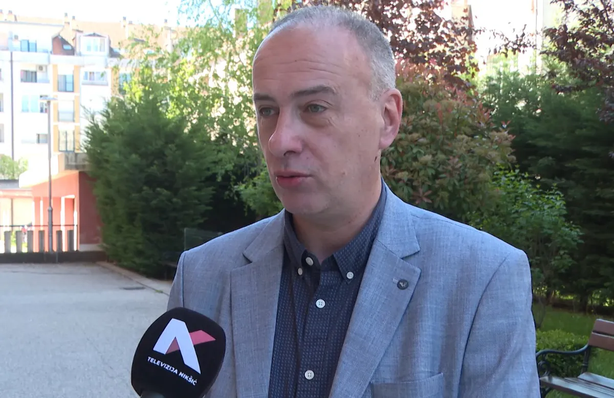 Kvalitet vazduha u Nikšiću ponovo dobar, nakon perioda zagađenosti Kvalitet vazduha u Nikšiću ponovo dobar, nakon perioda zagađenosti