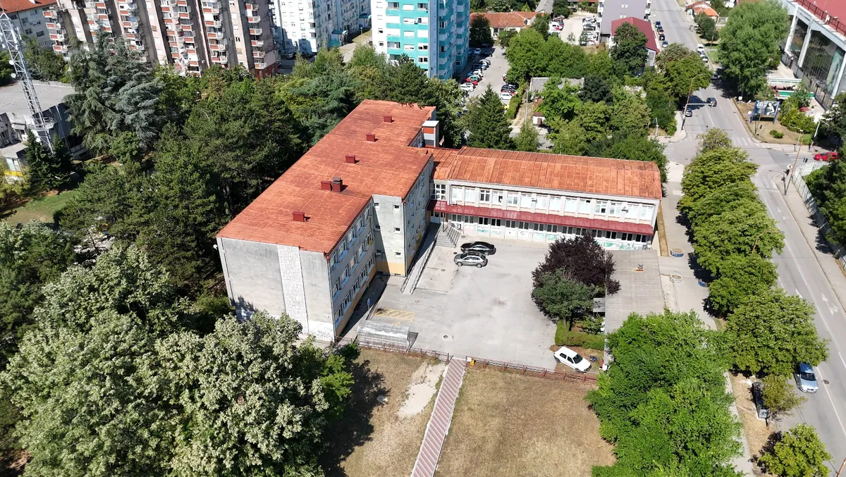 OŠ 'Ratko Žarić' u Nikšiću ponovo obilježava Dan škole 15. decembra OŠ 'Ratko Žarić' u Nikšiću ponovo obilježava Dan škole 15. decembra