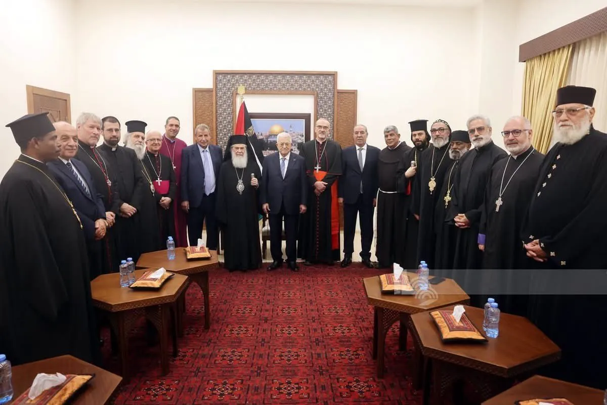 Abas sa predstavnicima crkava u Palestini: Muslimani i hrišćani su jedan narod Abas sa predstavnicima crkava u Palestini: Muslimani i hrišćani su jedan narod