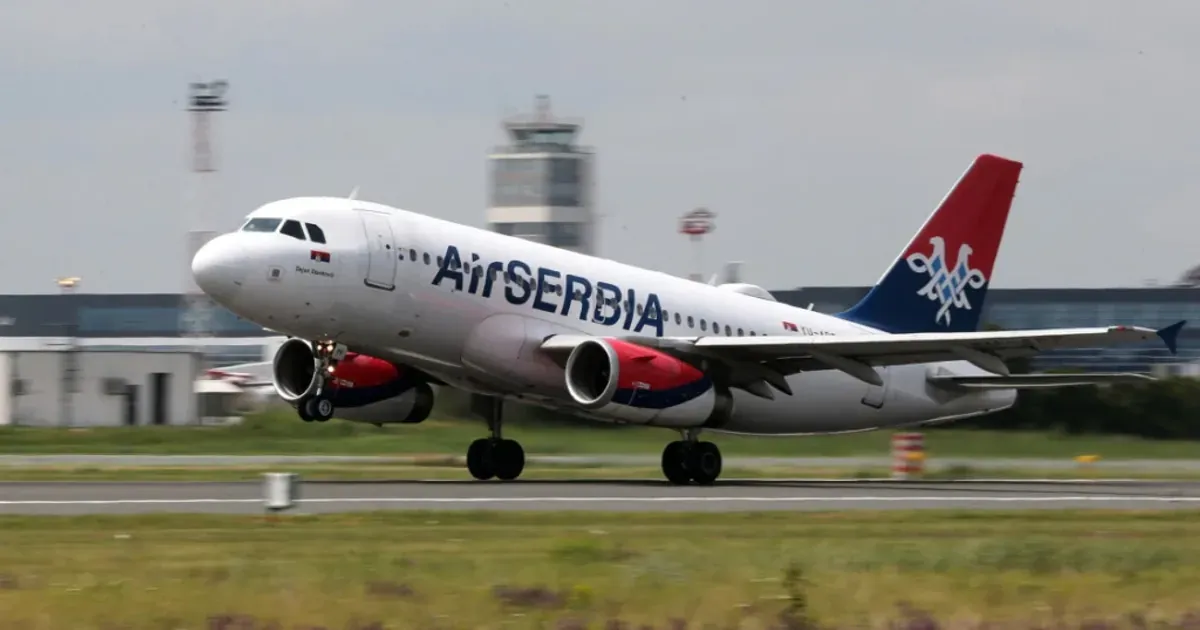 Air Serbia povećava broj letova za Podgoricu i Tivat od oktobra Air Serbia povećava broj letova za Podgoricu i Tivat od oktobra