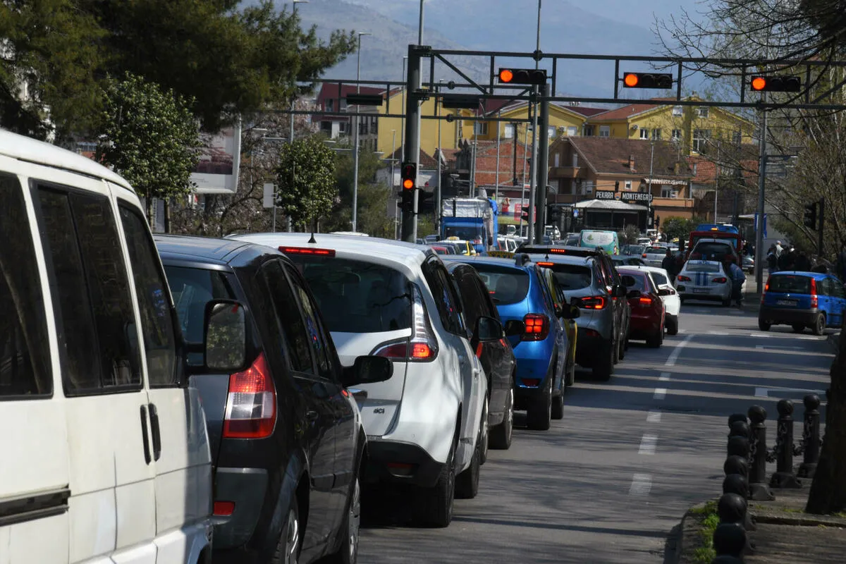 AMSCG: Saobraćaj umjerenog intenziteta u Crnoj Gori AMSCG: Saobraćaj umjerenog intenziteta u Crnoj Gori