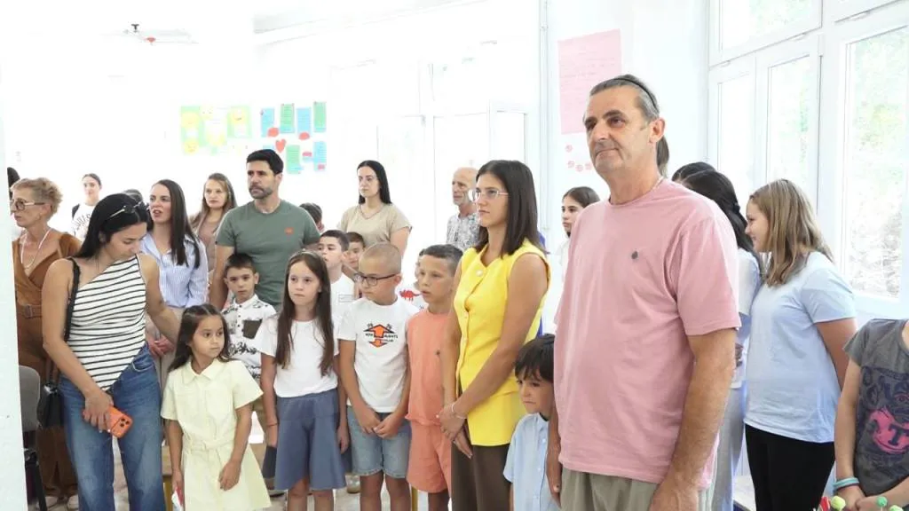 Cetinjski prvaci sjeli u školske klupe Cetinjski prvaci sjeli u školske klupe