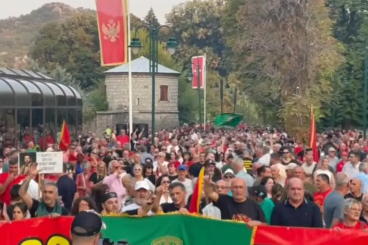 Crna Gora podjednako pripada svim građanima Crna Gora podjednako pripada svim građanima