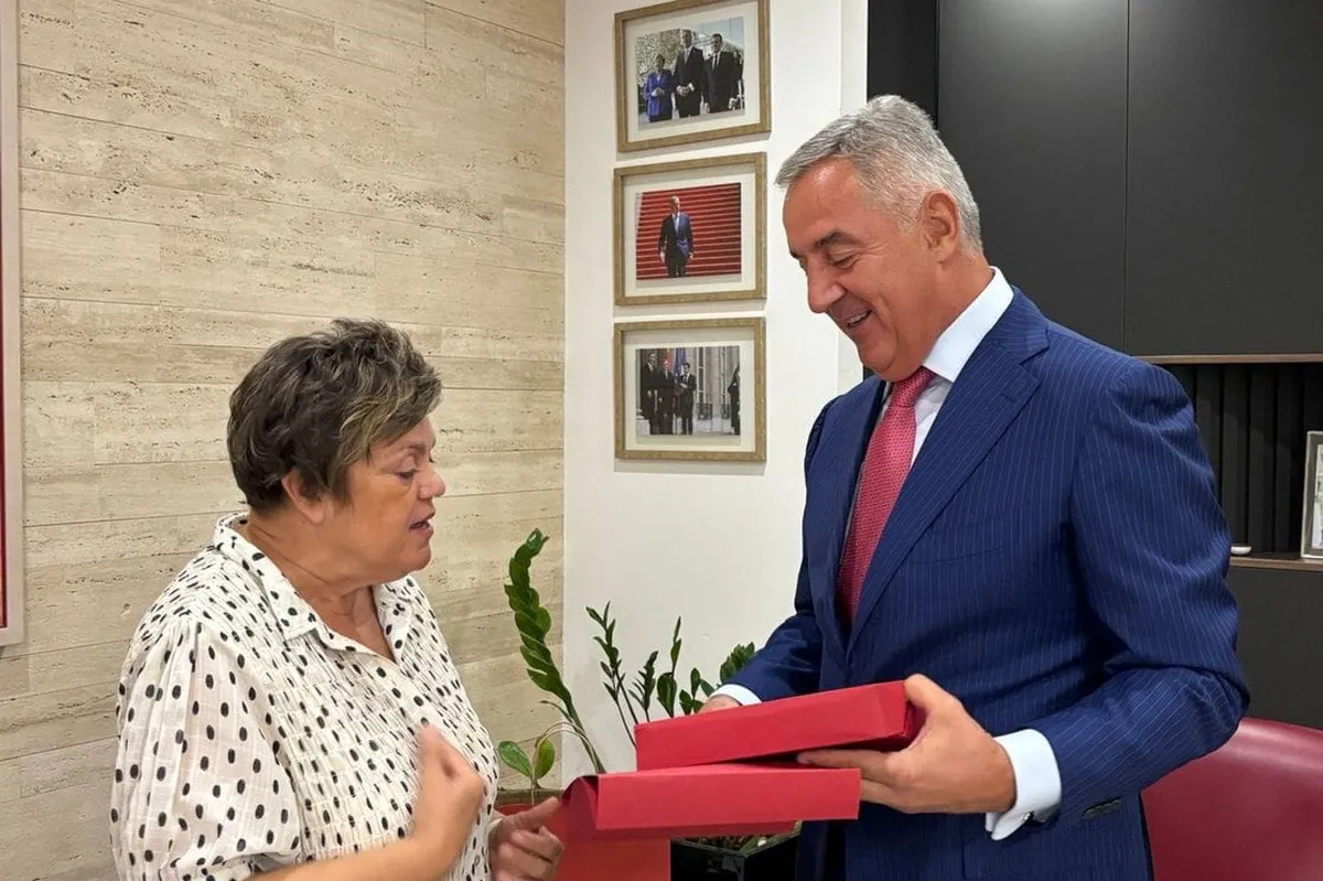 Đukanović na oproštajnom susretu sa Hrebičkovom: Hvala na posvećenosti Đukanović na oproštajnom susretu sa Hrebičkovom: Hvala na posvećenosti