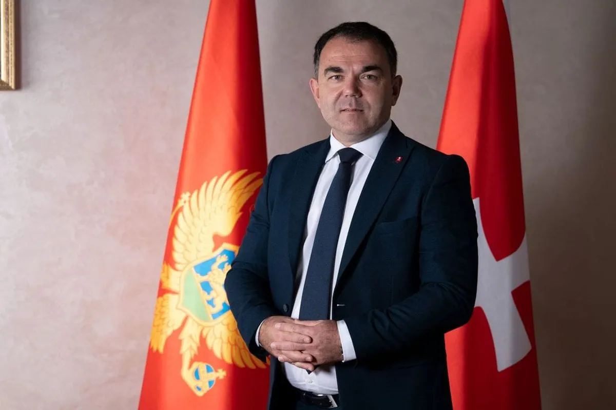 Đurašković uputio Milatoviću inicijativu za prijem Nevenke Mićunović u crnogorsko državljanstvo Đurašković uputio Milatoviću inicijativu za prijem Nevenke Mićunović u crnogorsko državljanstvo