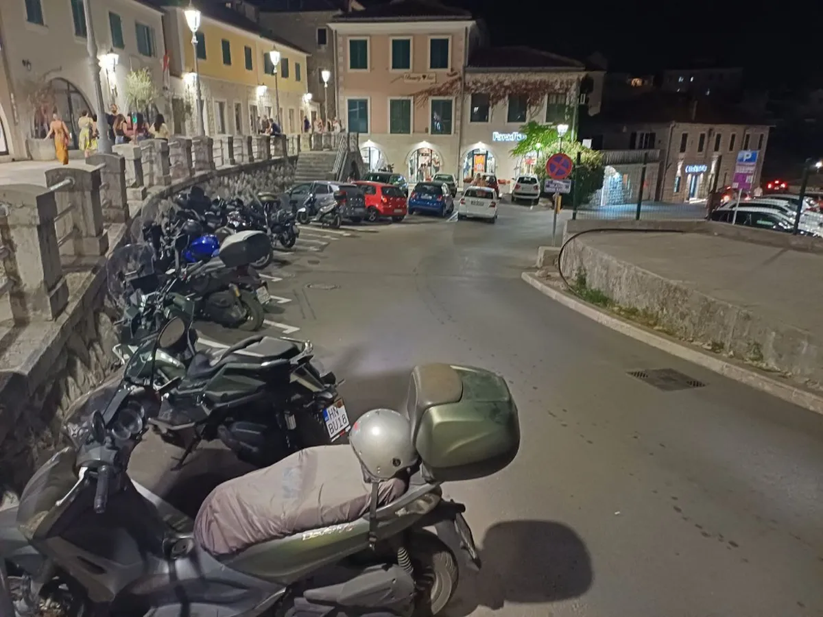 Herceg Novi dobio parking mjesta za motocikliste