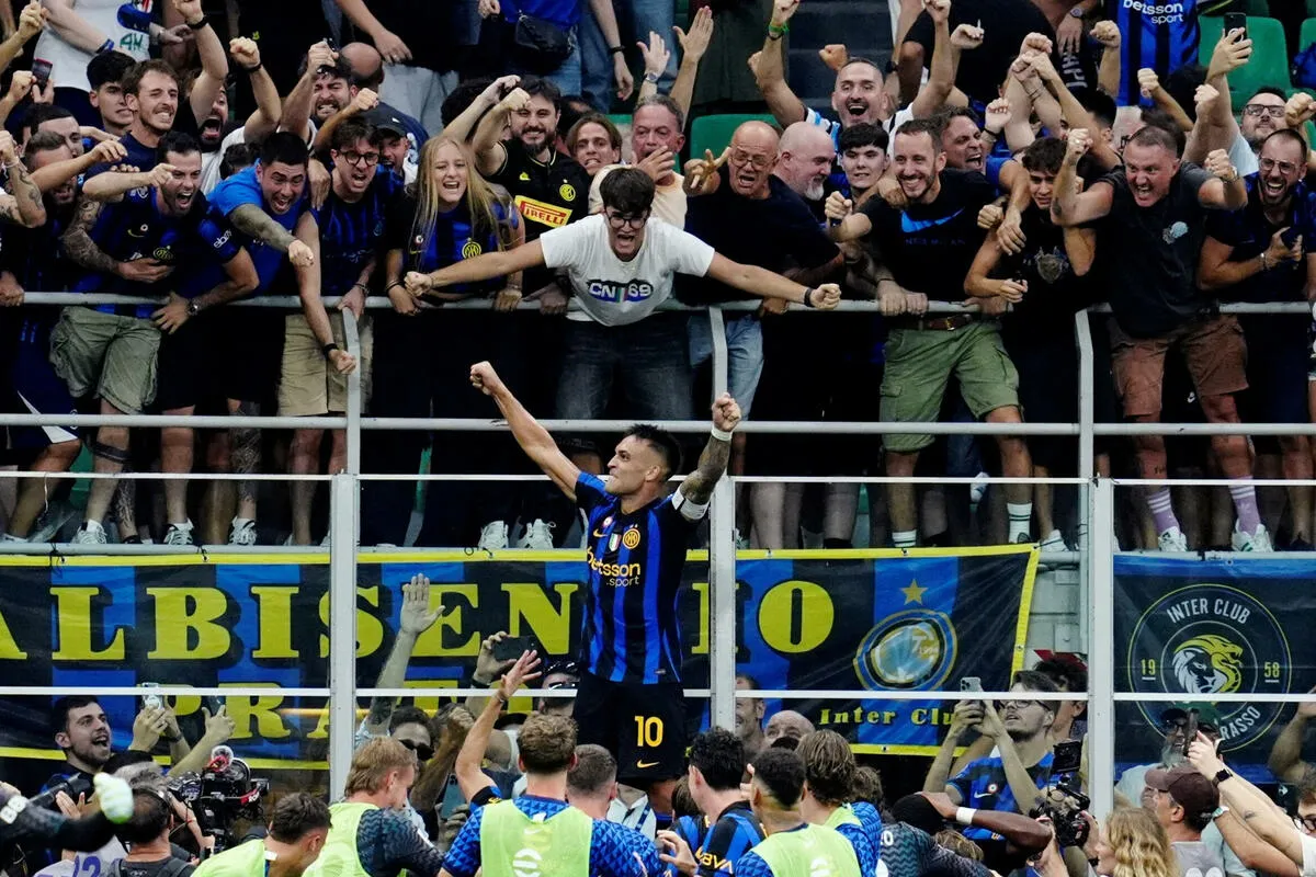 Inter slavio protiv Napolija u spektakularnom derbiju Serije A Inter slavio protiv Napolija u spektakularnom derbiju Serije A