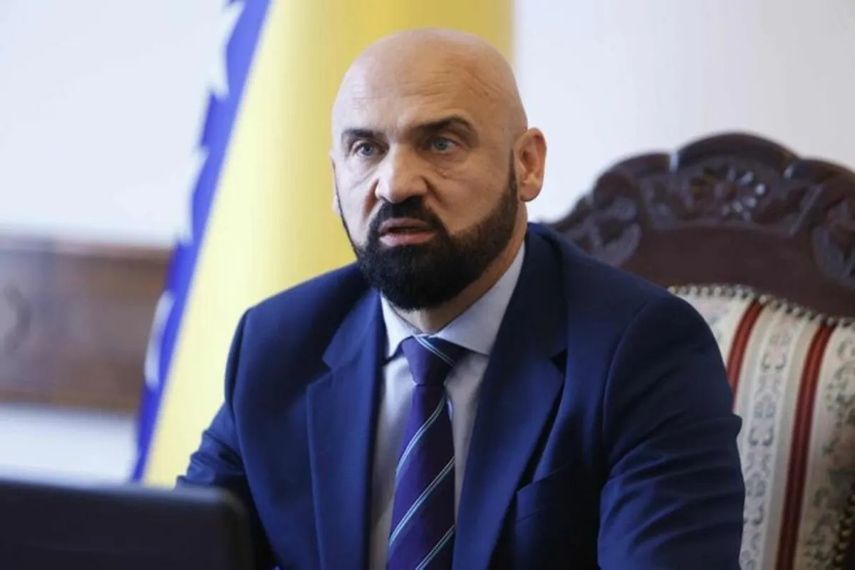 Isak: BiH, Kosovo, Crna Gora i Hrvatska treba da stvore zajednički front protiv Srbije Isak: BiH, Kosovo, Crna Gora i Hrvatska treba da stvore zajednički front protiv Srbije