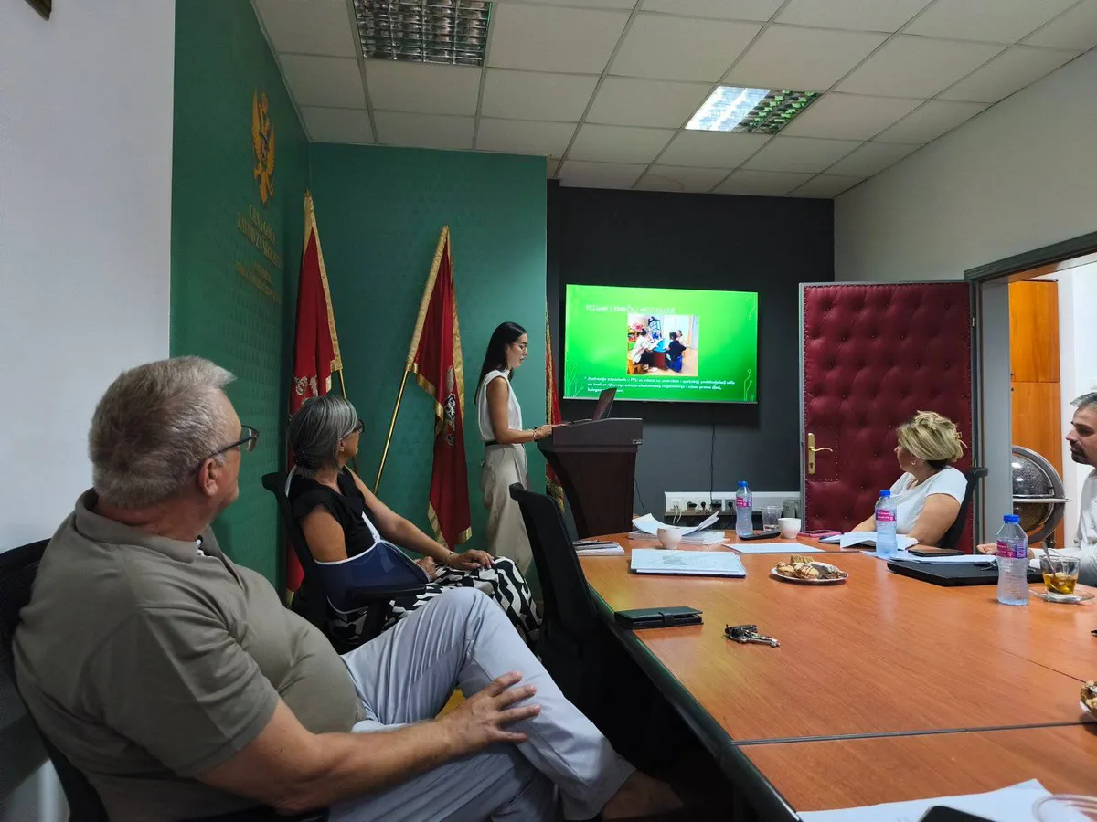 Još 25 direktora uspješno završilo Program obuke za rukovodioce obrazovno-vaspitnih ustanova Još 25 direktora uspješno završilo Program obuke za rukovodioce obrazovno-vaspitnih ustanova