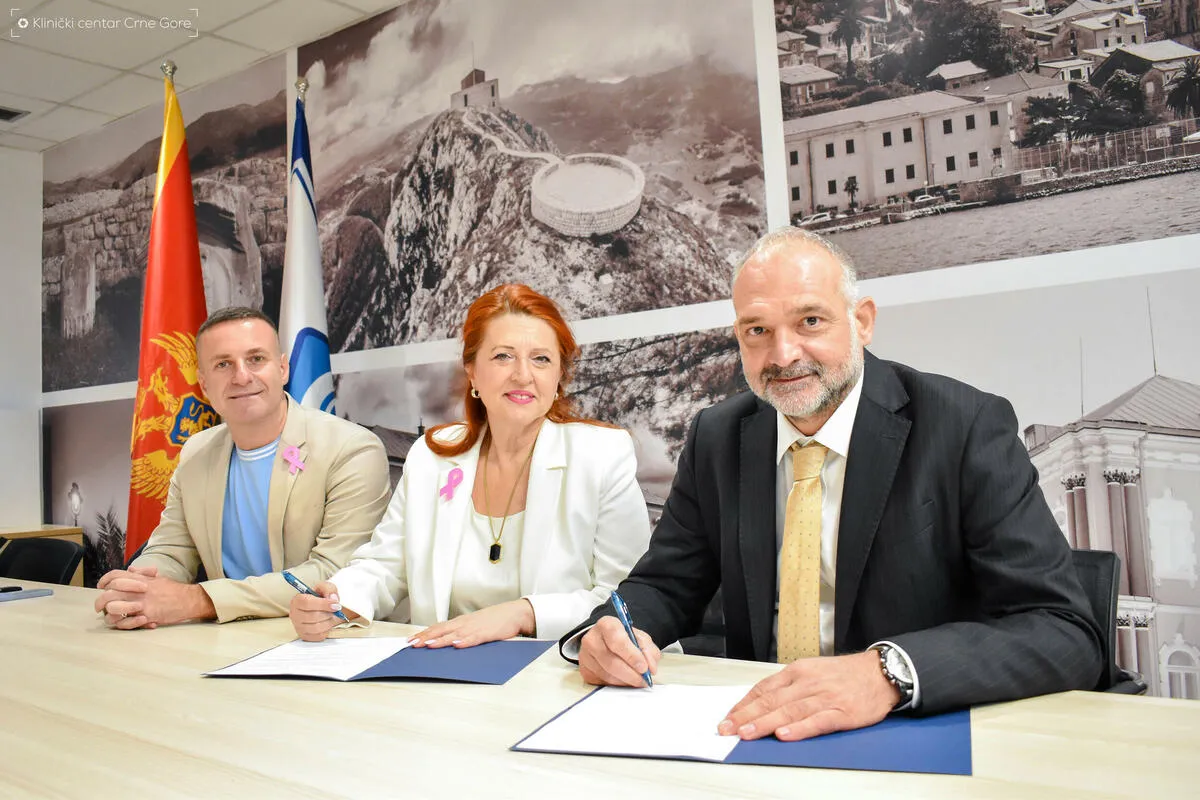 KCCG-u donirano 25.000 eura za unapređenje dijagnostike karcinoma dojke KCCG-u donirano 25.000 eura za unapređenje dijagnostike karcinoma dojke