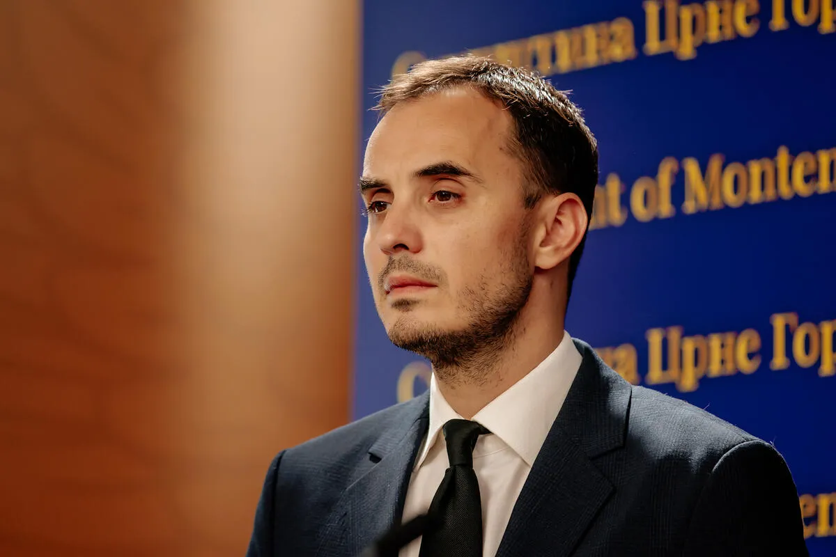 Konatar: Država mora imati dugoročnu strategiju za Aerodrome, Luku Bar i EPCG
