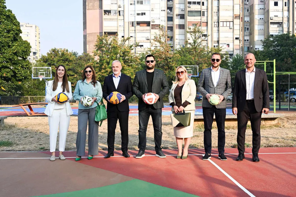 Kovačević: Do kraja godine sedam rekonstruisanih sportskih terena u Nikšiću Kovačević: Do kraja godine sedam rekonstruisanih sportskih terena u Nikšiću