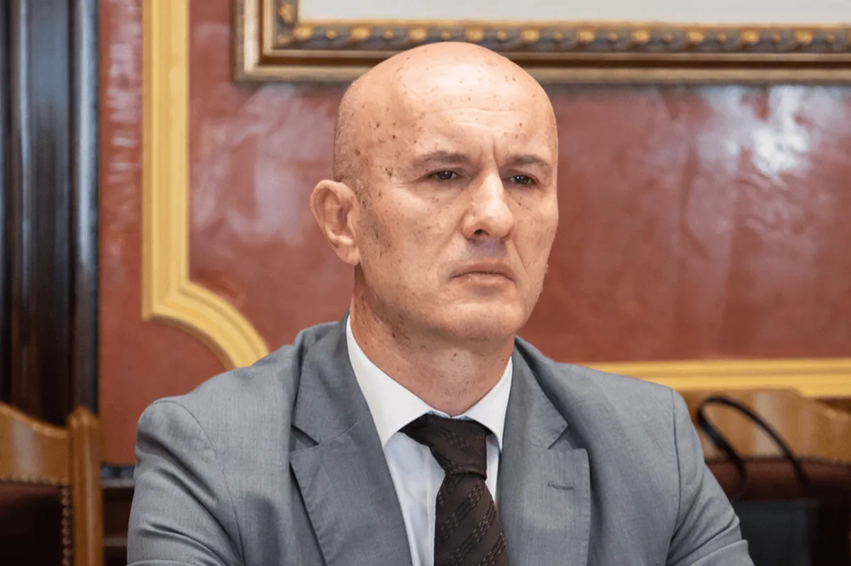 Laković: Inicijativi za smjenu Mandića neki daju sekundaran značaj Laković: Inicijativi za smjenu Mandića neki daju sekundaran značaj