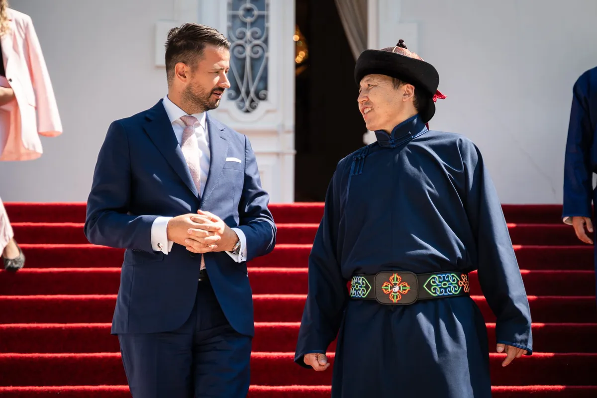 Milatović primio akreditivna pisma ambasadora Mongolije Milatović primio akreditivna pisma ambasadora Mongolije