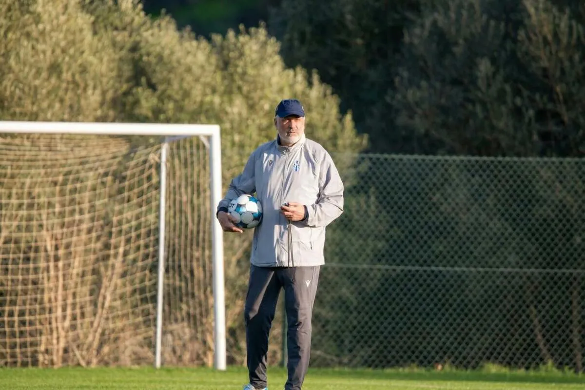 Miodrag Grof Božović preuzeo Vardar kao novi trener Miodrag Grof Božović preuzeo Vardar kao novi trener