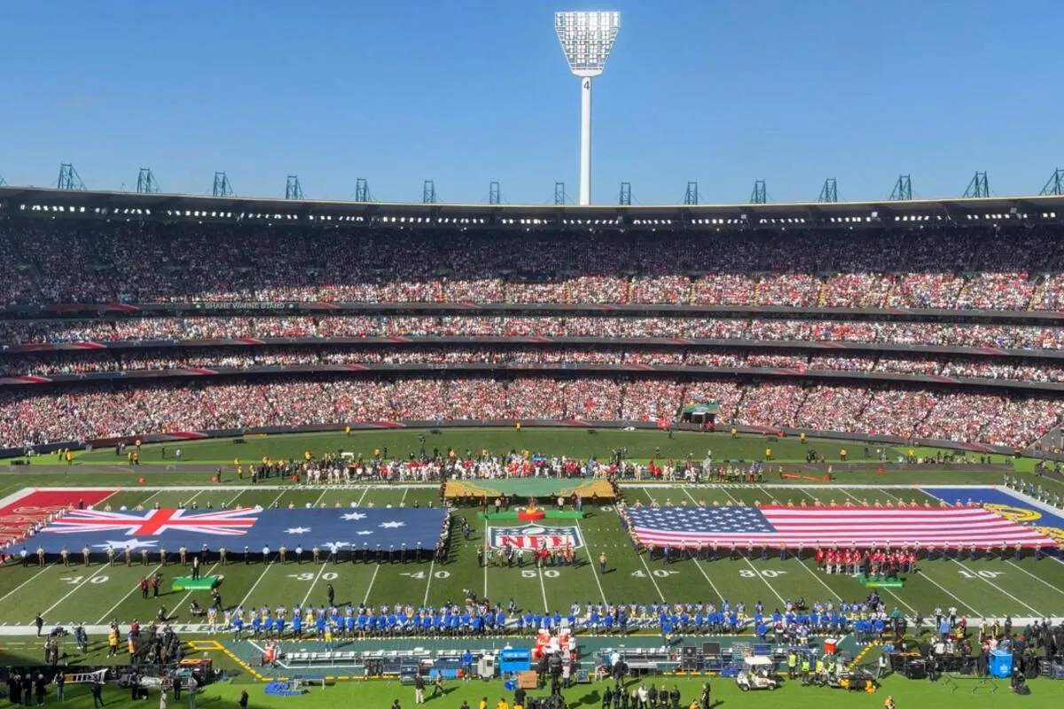 NFL spektakl u Melburnu okupio 100.000 navijača NFL spektakl u Melburnu okupio 100.000 navijača