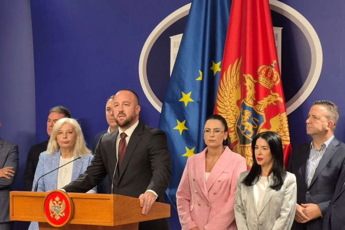 Nikolić: Ne bih prejudicirao kakav će biti ishod glasanja o Mandićevoj smjeni Nikolić: Ne bih prejudicirao kakav će biti ishod glasanja o Mandićevoj smjeni