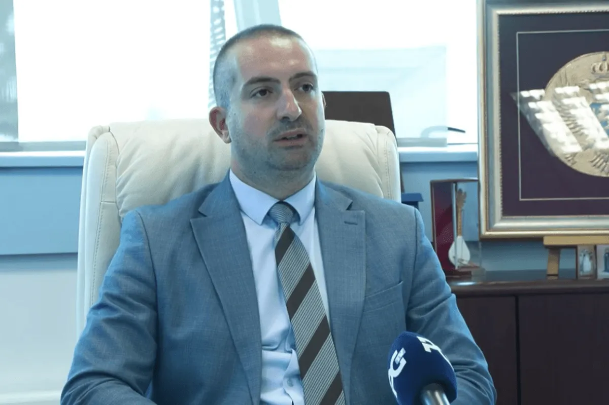 Nišavić: Pojeftinjenje vode neće značiti mnogo domaćinstvima Nišavić: Pojeftinjenje vode neće značiti mnogo domaćinstvima