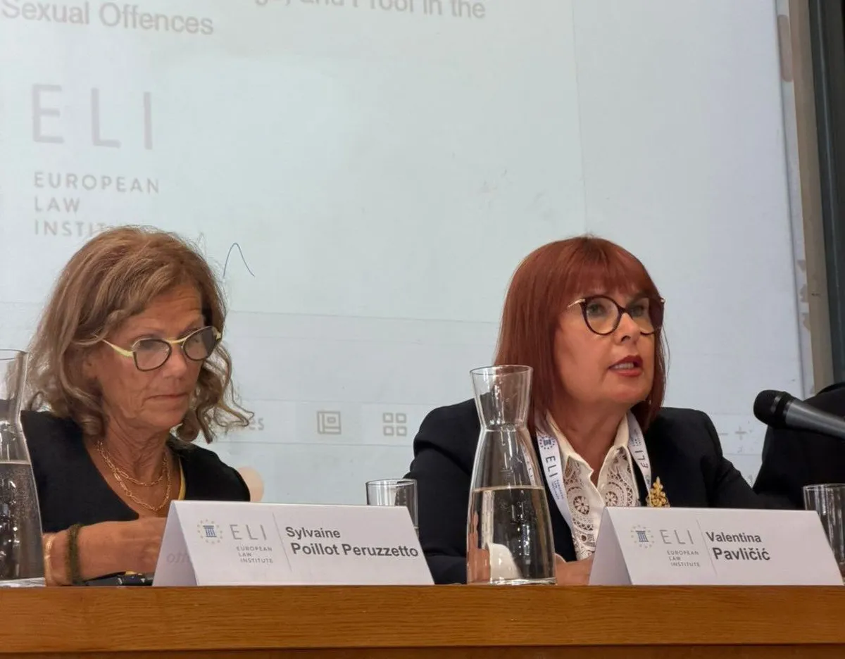 Pavličić u Sorboni: Pravda nije rezultat pretpostavki i društvenih očekivanja Pavličić u Sorboni: Pravda nije rezultat pretpostavki i društvenih očekivanja