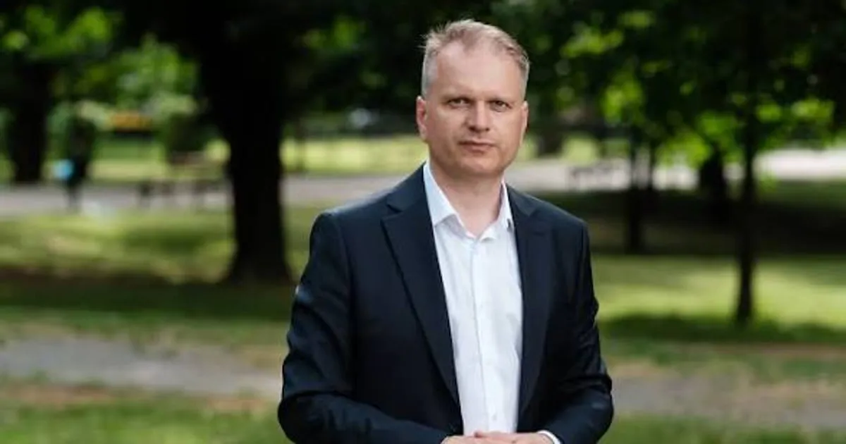 Perić: Čuti građane je prekršaj u predstavi demokratije Perić: Čuti građane je prekršaj u predstavi demokratije