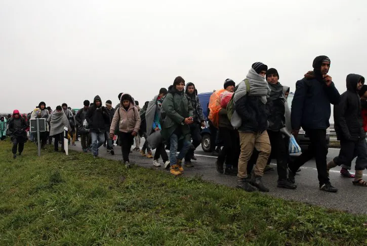 Pet zemalja EU dogovorilo model prihvatnih centara za migrante