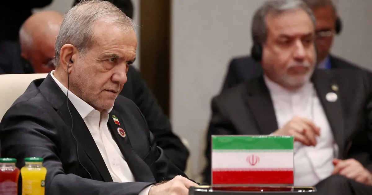 Pezeškijan: Iran će uzvratiti ako SAD ispune obaveze iz sporazuma Pezeškijan: Iran će uzvratiti ako SAD ispune obaveze iz sporazuma