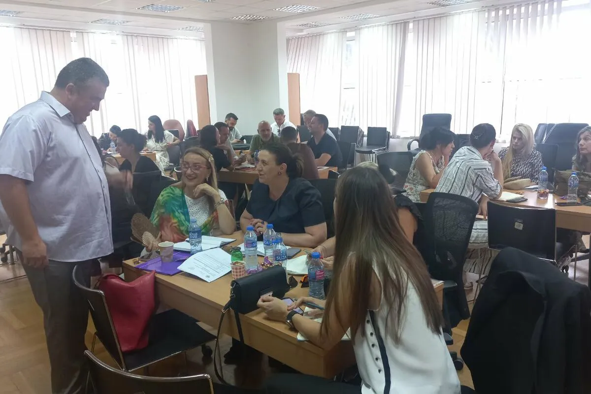 Počela obuka za 29 direktora obrazovnih ustanova u okviru unaprijeđenog programa Počela obuka za 29 direktora obrazovnih ustanova u okviru unaprijeđenog programa