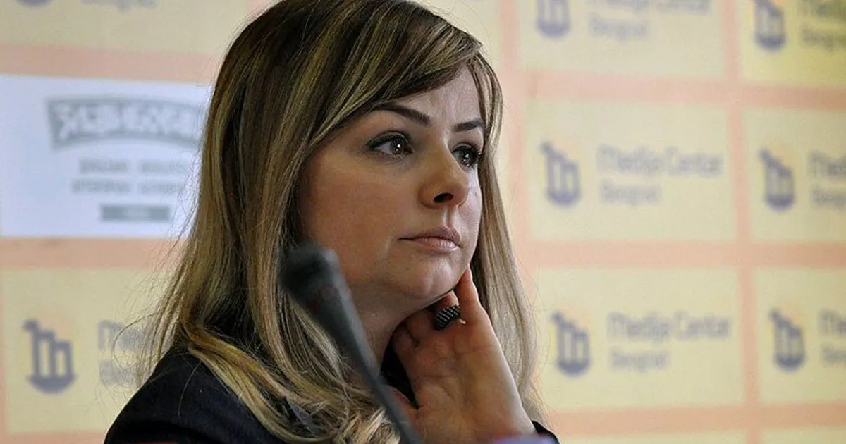 Protiv targetiranja onih koji osuđuju veličanje ratnih zločinaca - Podrška Daliborki Uljarević Protiv targetiranja onih koji osuđuju veličanje ratnih zločinaca - Podrška Daliborki Uljarević