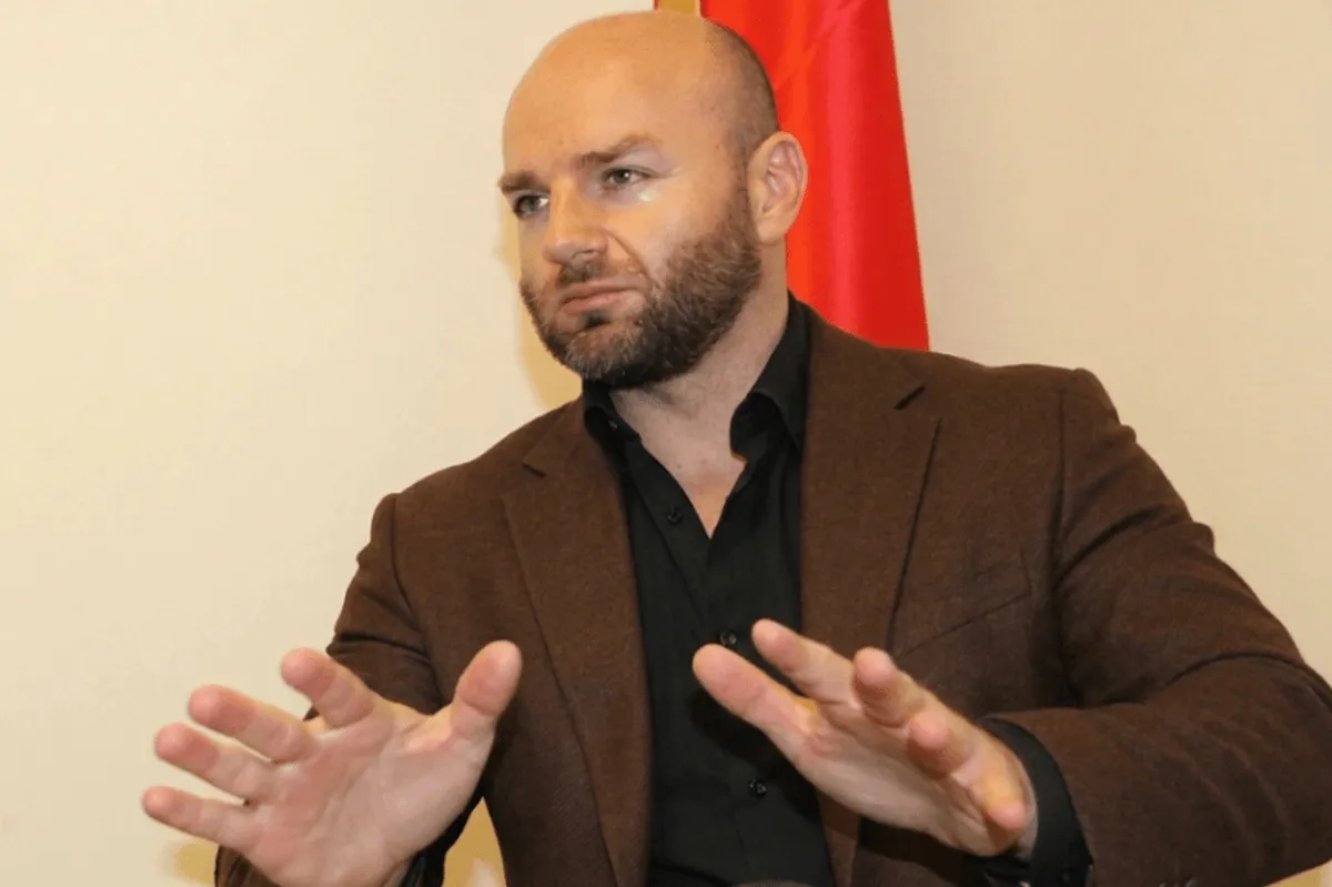 Šabović poziva Tužilaštvo da objavi podatke o govoru mržnje Šabović poziva Tužilaštvo da objavi podatke o govoru mržnje