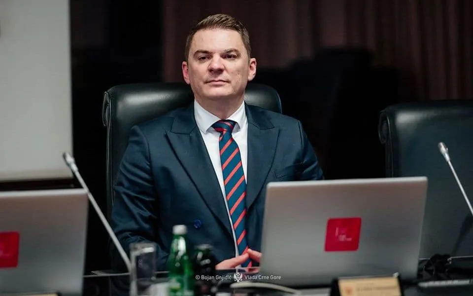 Šahmanović najavio ulaganje od 50 miliona eura za energetsku tranziciju Pljevalja Šahmanović najavio ulaganje od 50 miliona eura za energetsku tranziciju Pljevalja