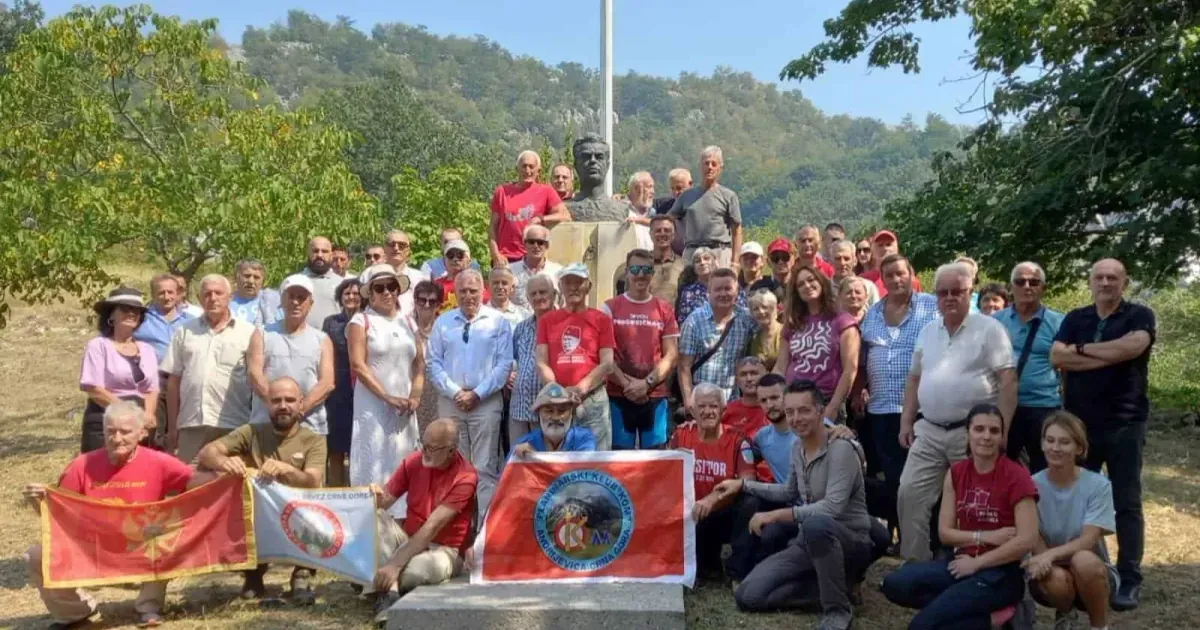 Sjećanje na Veljka Vlahovića: Narodni heroj i simbol slobode Sjećanje na Veljka Vlahovića: Narodni heroj i simbol slobode
