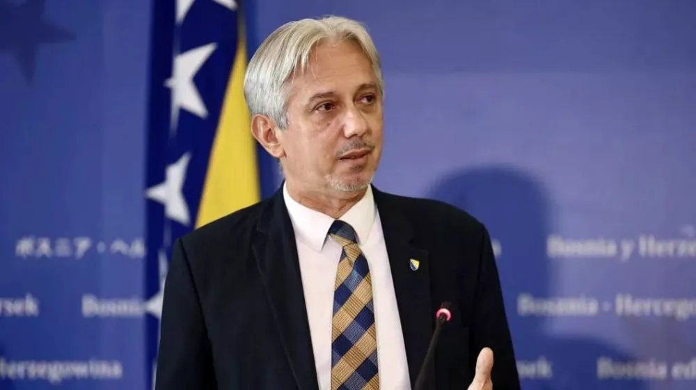 Slaven Kovačević: U Predsjedništvo BiH ne smiju ući politike Mladića i Praljka Slaven Kovačević: U Predsjedništvo BiH ne smiju ući politike Mladića i Praljka