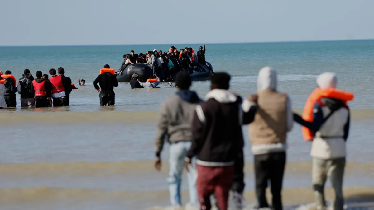 Španija planira postavljanje šatora za migrante u luci Seuta Španija planira postavljanje šatora za migrante u luci Seuta