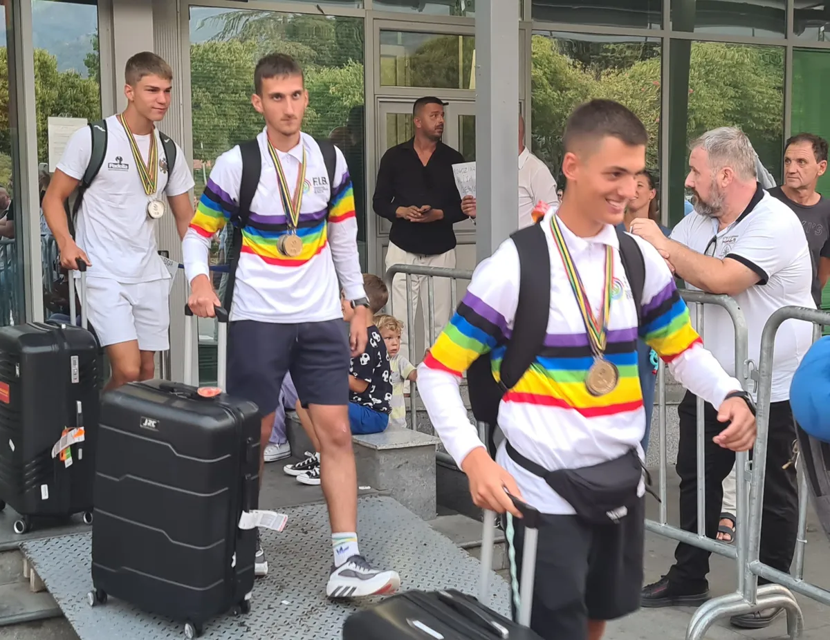 Tivat dočekao zlatne bućare Tivat dočekao zlatne bućare