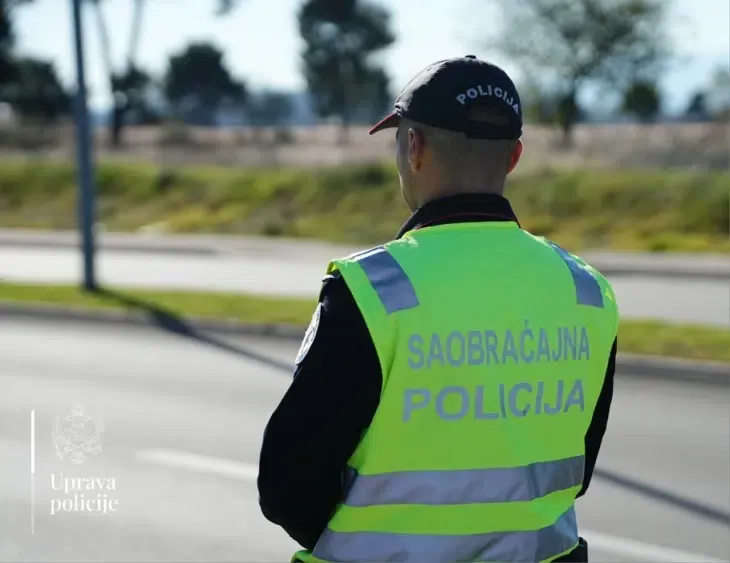 U Crnoj Gori zabilježeno 18 saobraćajnih nezgoda u 24 sata