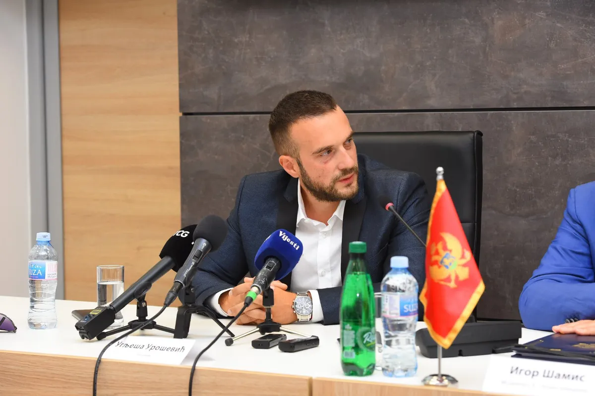 Urošević: Ministarka Adžović ulaže u Nikšić kakav naši građani zaslužuju Urošević: Ministarka Adžović ulaže u Nikšić kakav naši građani zaslužuju