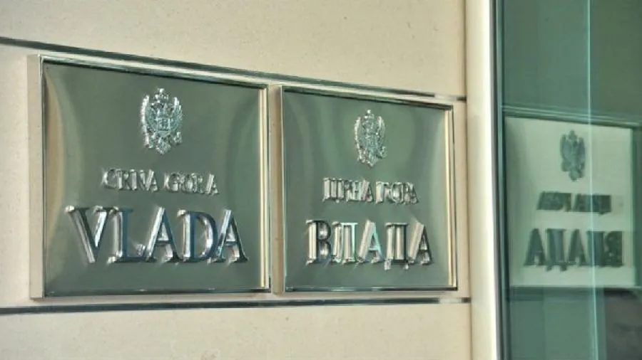 Vlada donijela odluke o izmjenama zakona o strancima i unutrašnjim poslovima Vlada donijela odluke o izmjenama zakona o strancima i unutrašnjim poslovima