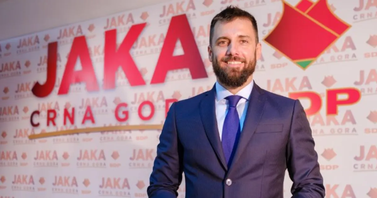 Zeković upozorava PES na smjenu Mandića: Ružna prošlost ne smije ostati Zeković upozorava PES na smjenu Mandića: Ružna prošlost ne smije ostati