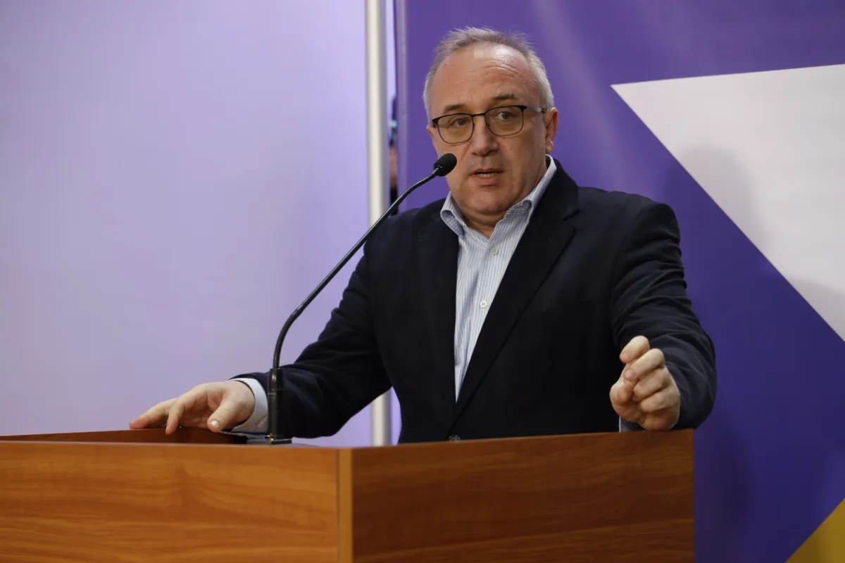 Zvrko: Država mora hitno riješiti haos oko vakcinalnog statusa djece Zvrko: Država mora hitno riješiti haos oko vakcinalnog statusa djece